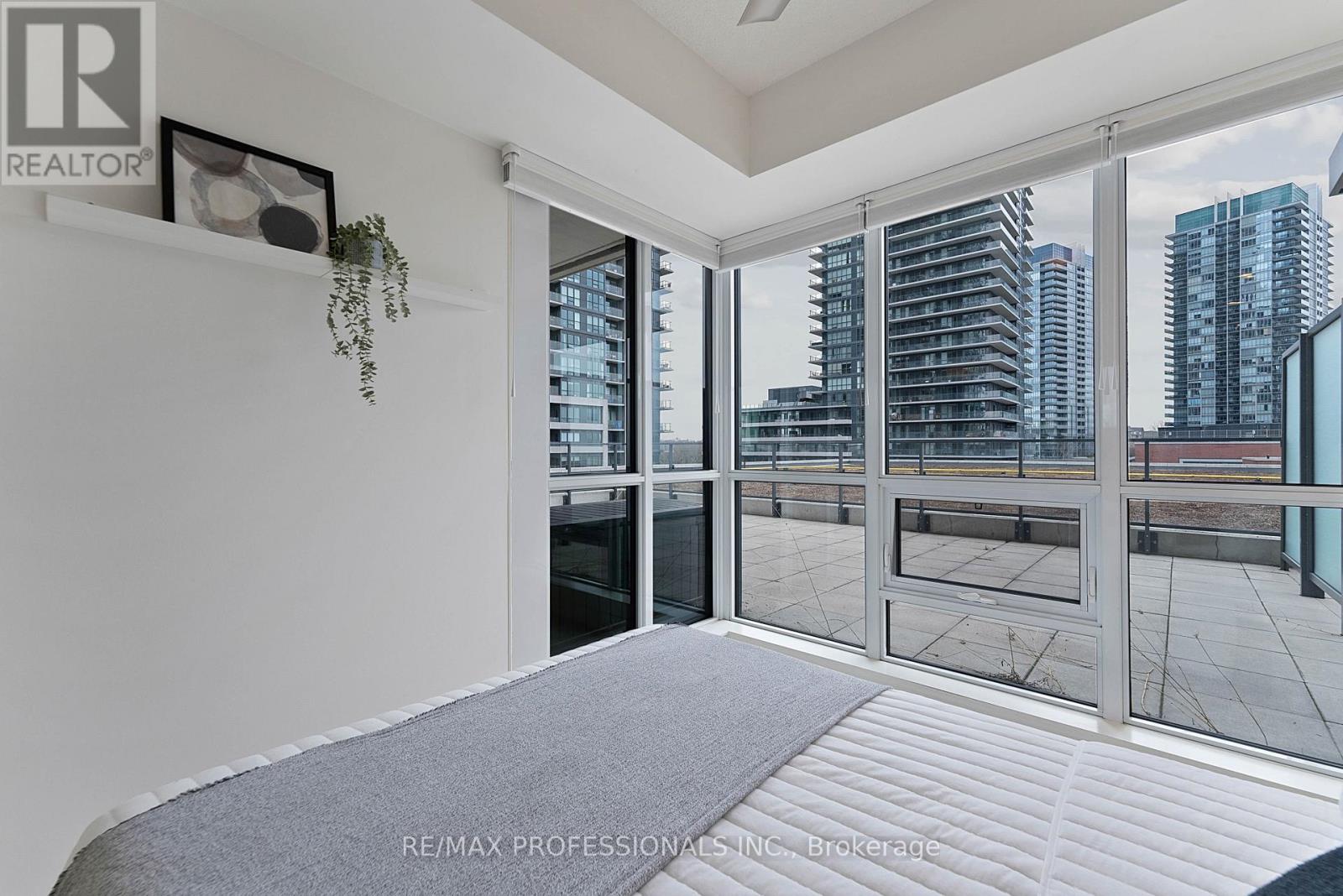 611 - 2200 Lakeshore Boulevard W, Toronto, Ontario  M8V 1A4 - Photo 29 - W12910406