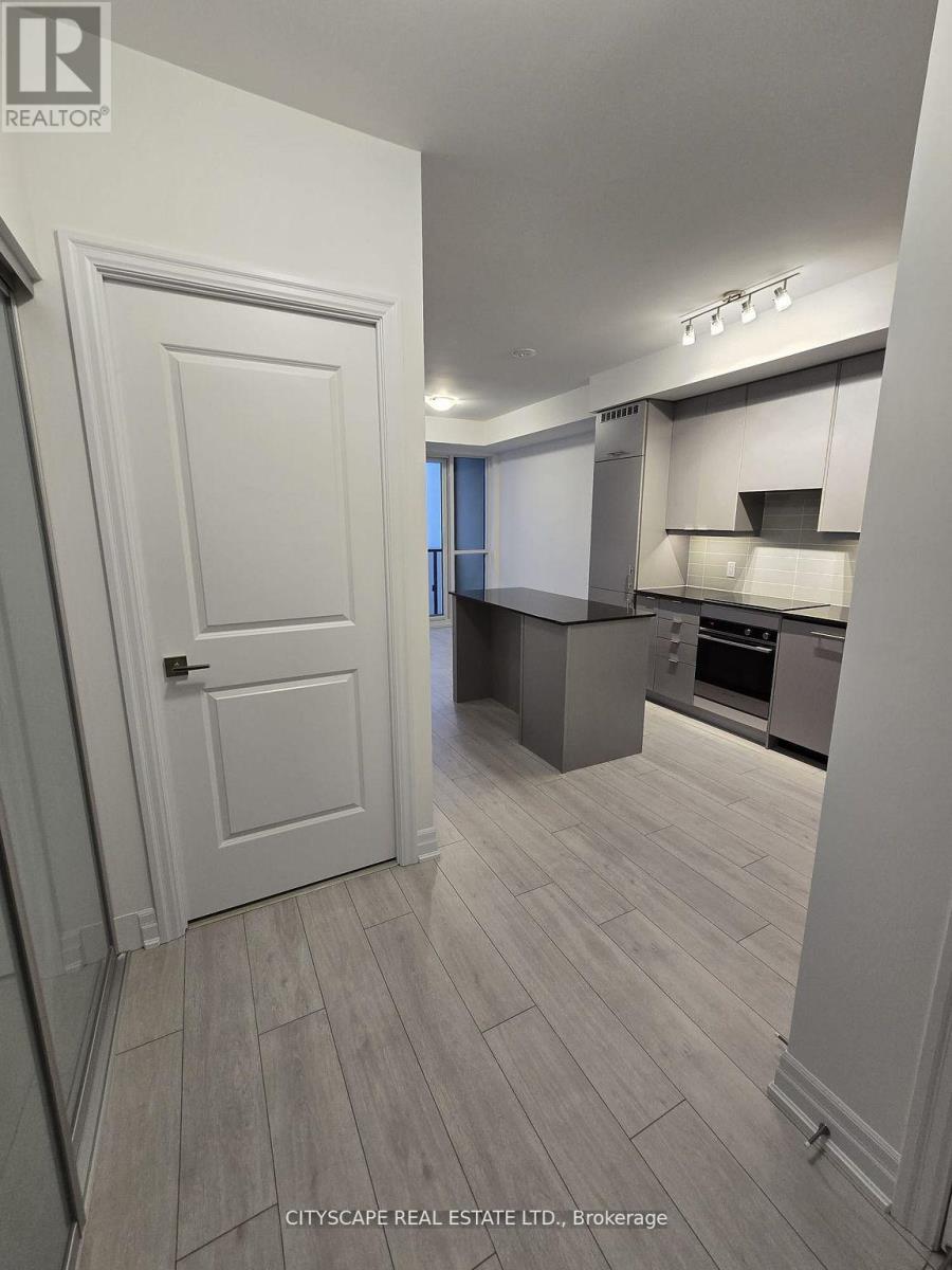 2407 - 30 Elm Drive, Mississauga, Ontario  L5B 0N6 - Photo 15 - W12910438