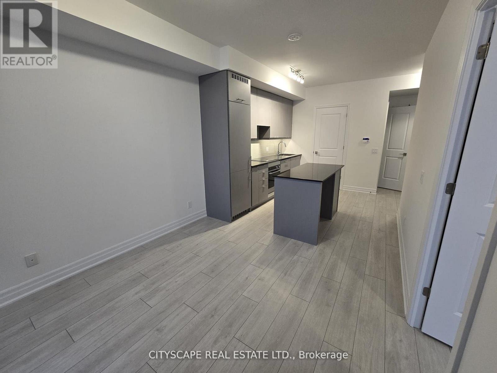 2407 - 30 Elm Drive, Mississauga, Ontario  L5B 0N6 - Photo 23 - W12910438