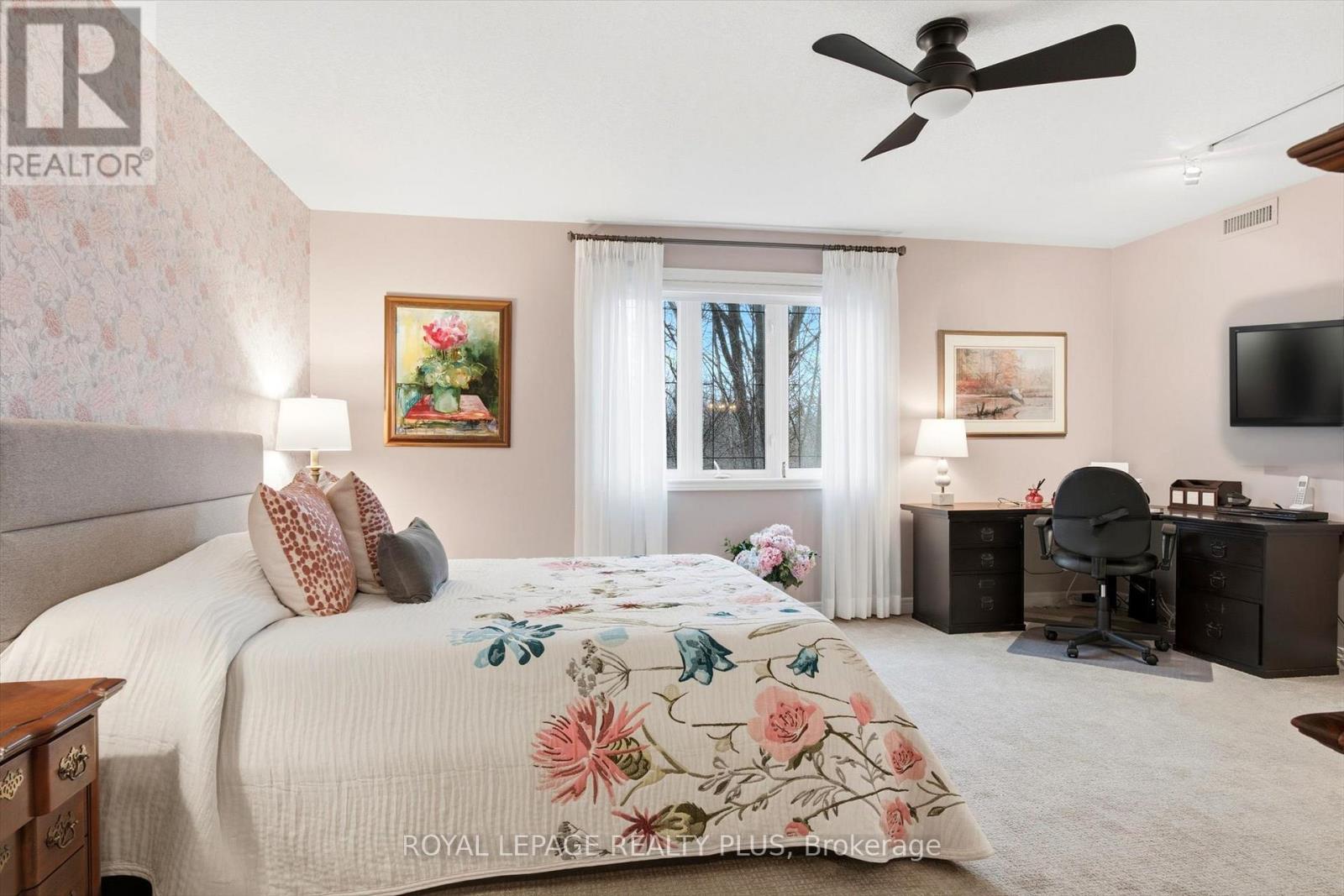 305 - 390 Upper Middle Road E, Oakville, Ontario  L6H 0A5 - Photo 19 - W12910488