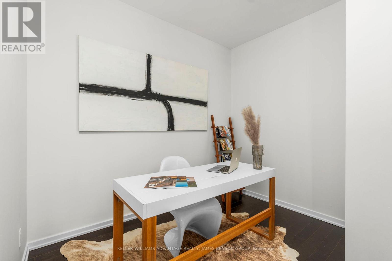 2206 - 103 The Queensway, Toronto, Ontario  M6S 5B3 - Photo 12 - W12910490