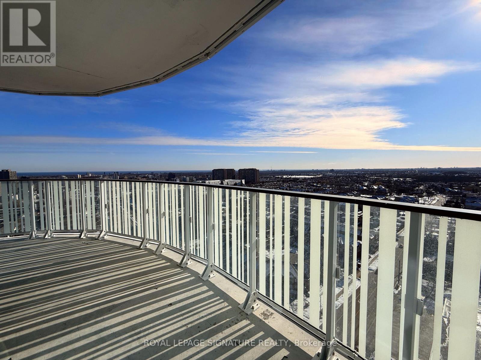 1911 - 1 Fairview Road E, Mississauga, Ontario  L5A 4C6 - Photo 18 - W12910546