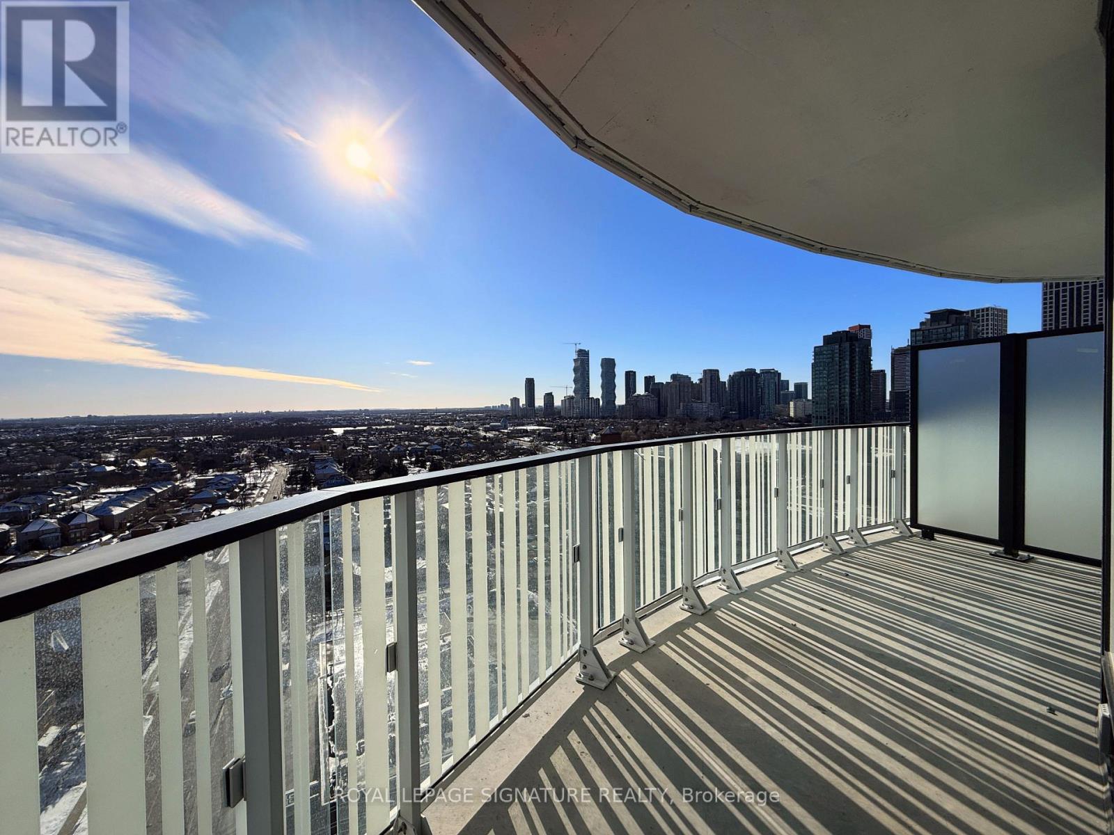 1911 - 1 Fairview Road E, Mississauga, Ontario  L5A 4C6 - Photo 19 - W12910546