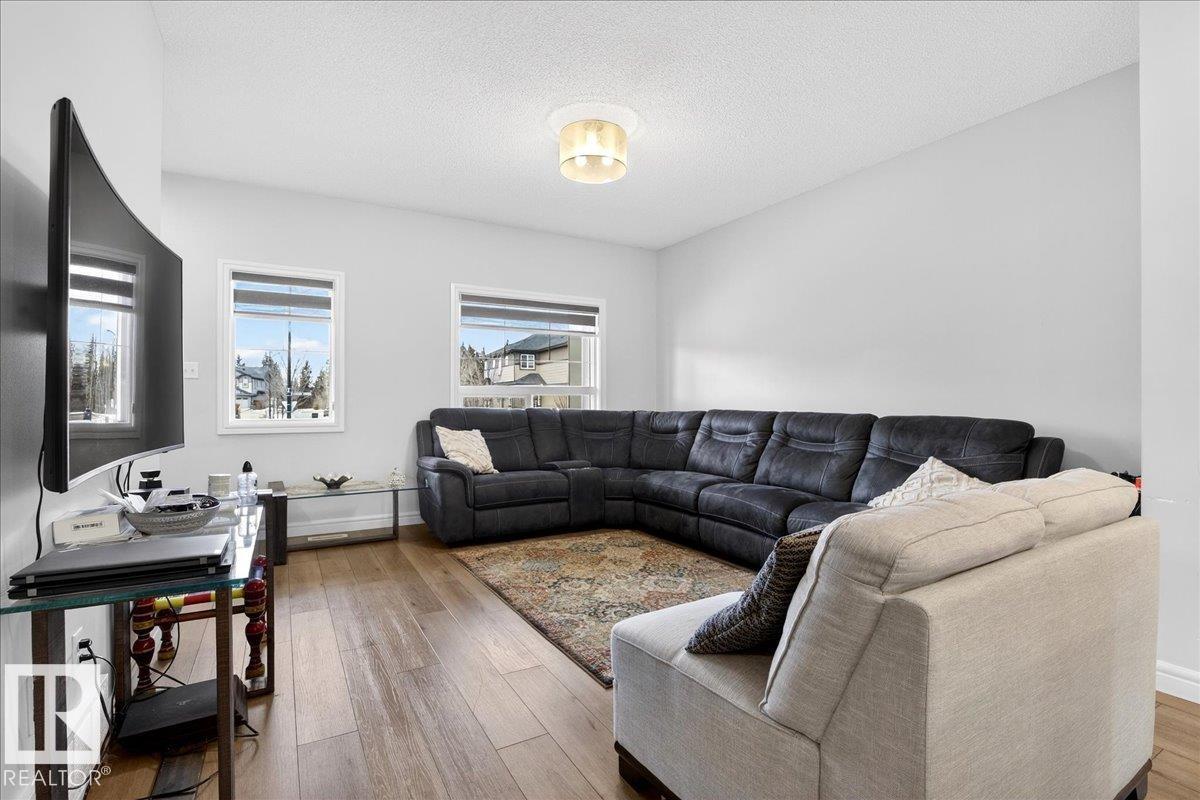 203 Cavanagh Cm Sw, Edmonton, Alberta  T6W 3Y2 - Photo 5 - E4478701