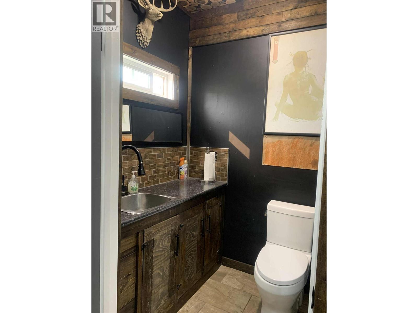 4720 52 Street Nw, Chetwynd, British Columbia  V0C 1J0 - Photo 4 - 10379917