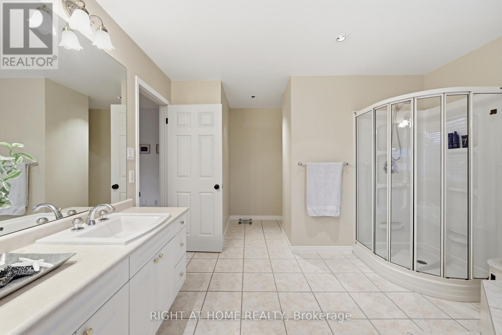 50 Boulding Avenue, Hamilton, Ontario  L0R 2H3 - Photo 24 - X12910464