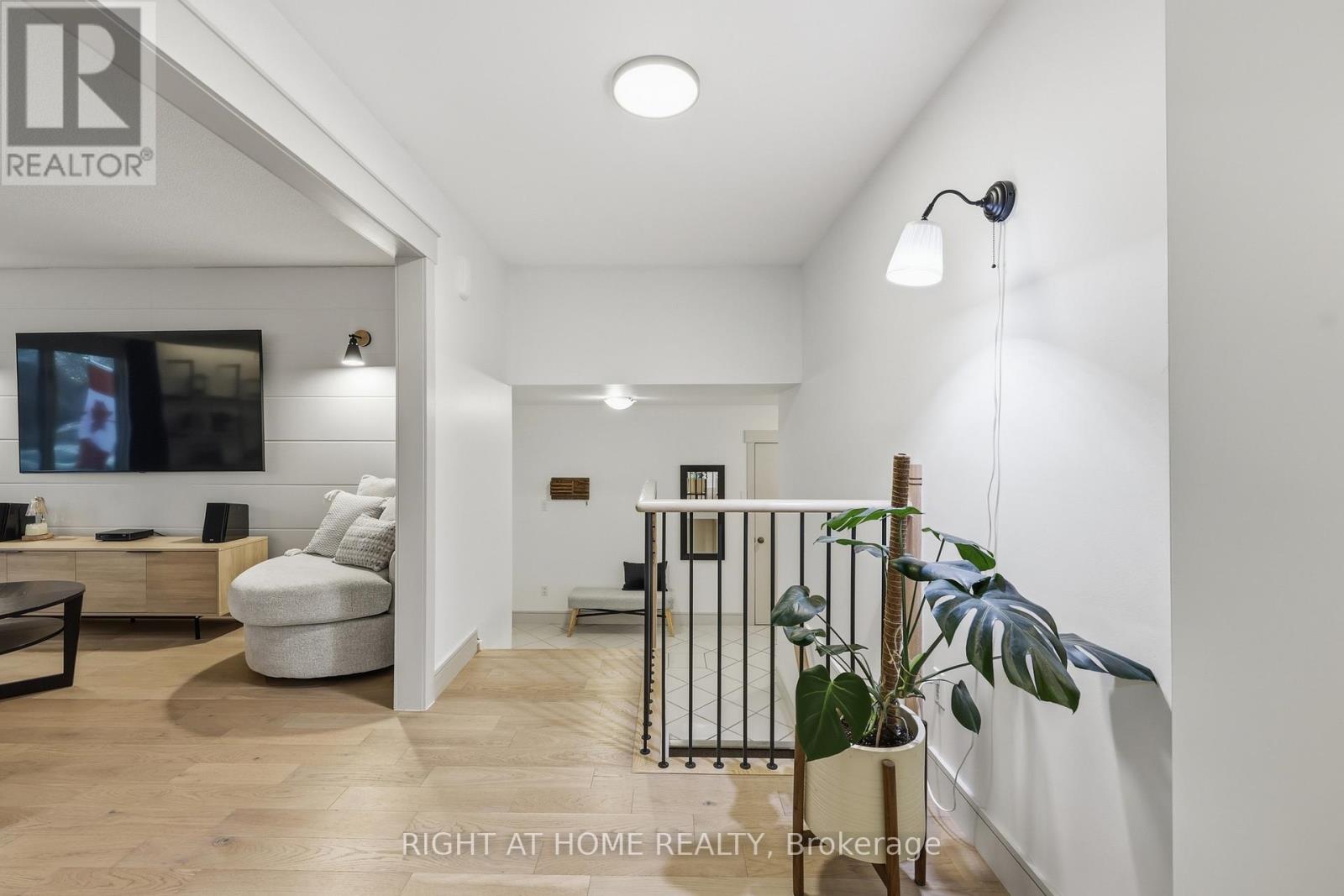 50 Boulding Avenue, Hamilton, Ontario  L0R 2H3 - Photo 5 - X12910464