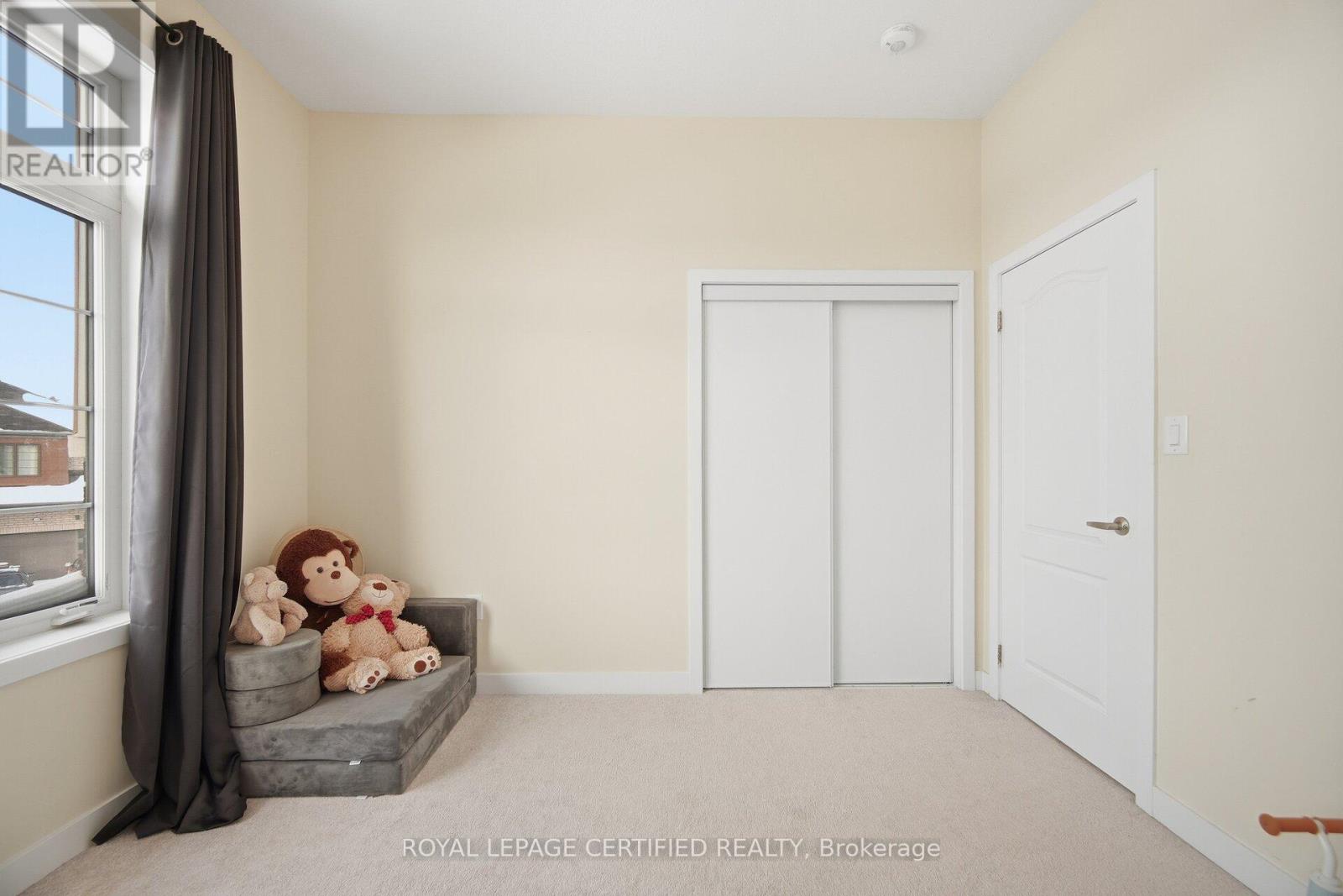 51 Hawick Crescent, Haldimand, Ontario  N3W 0G5 - Photo 36 - X12910466