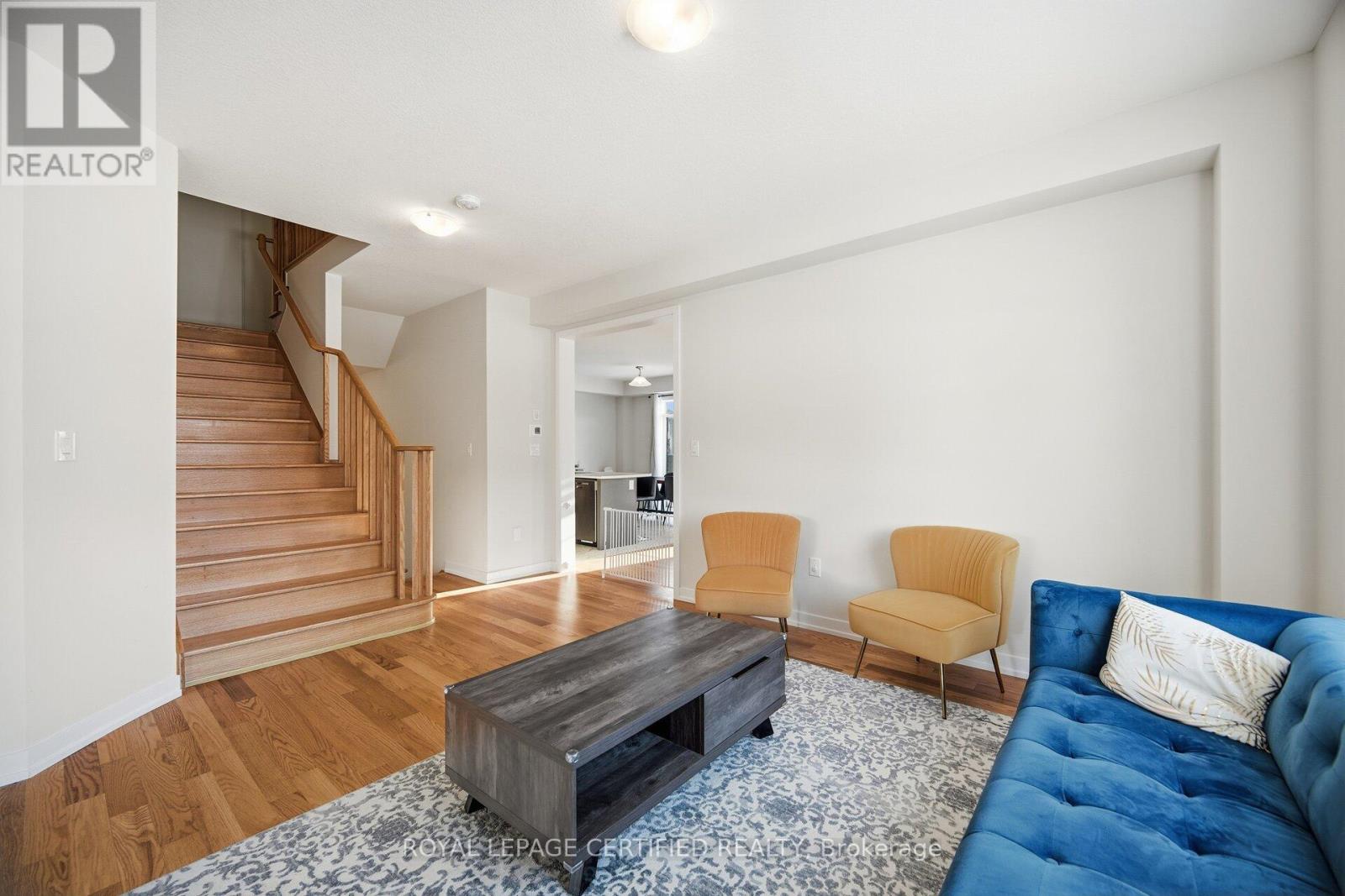 51 Hawick Crescent, Haldimand, Ontario  N3W 0G5 - Photo 9 - X12910466