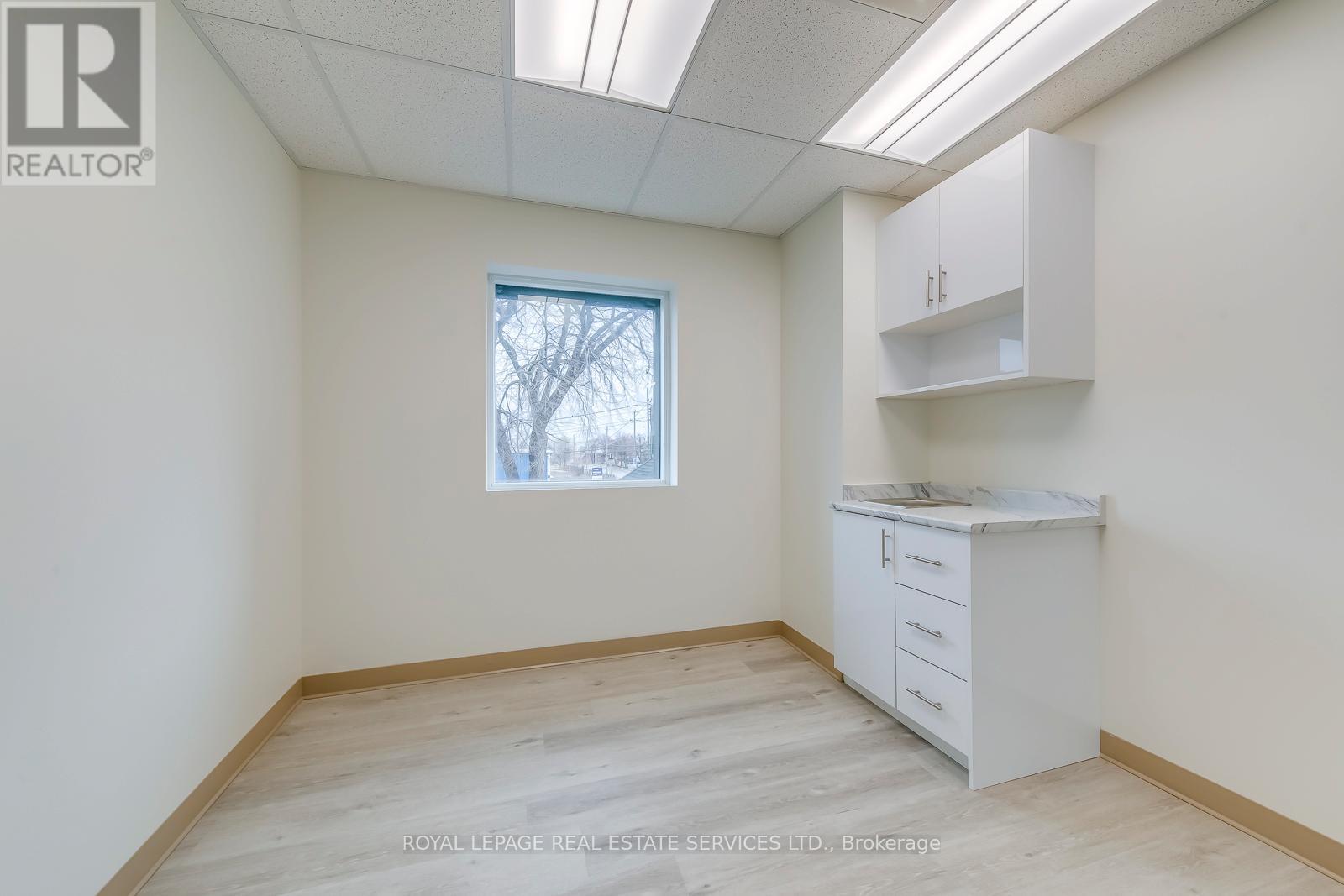 105 - 401 Victoria Avenue N, Hamilton, Ontario  L8L 5G7 - Photo 12 - X12910556