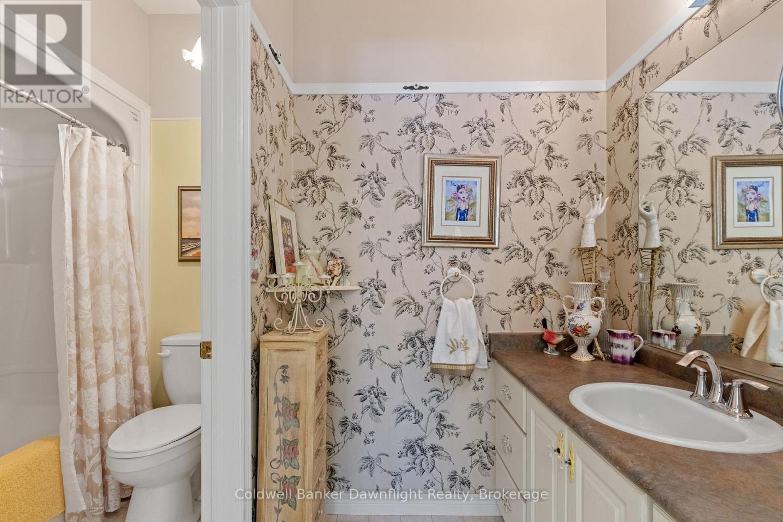 7 Brookside Place, South Huron, Ontario N0M 1S2 - Photo 15 - X12827192