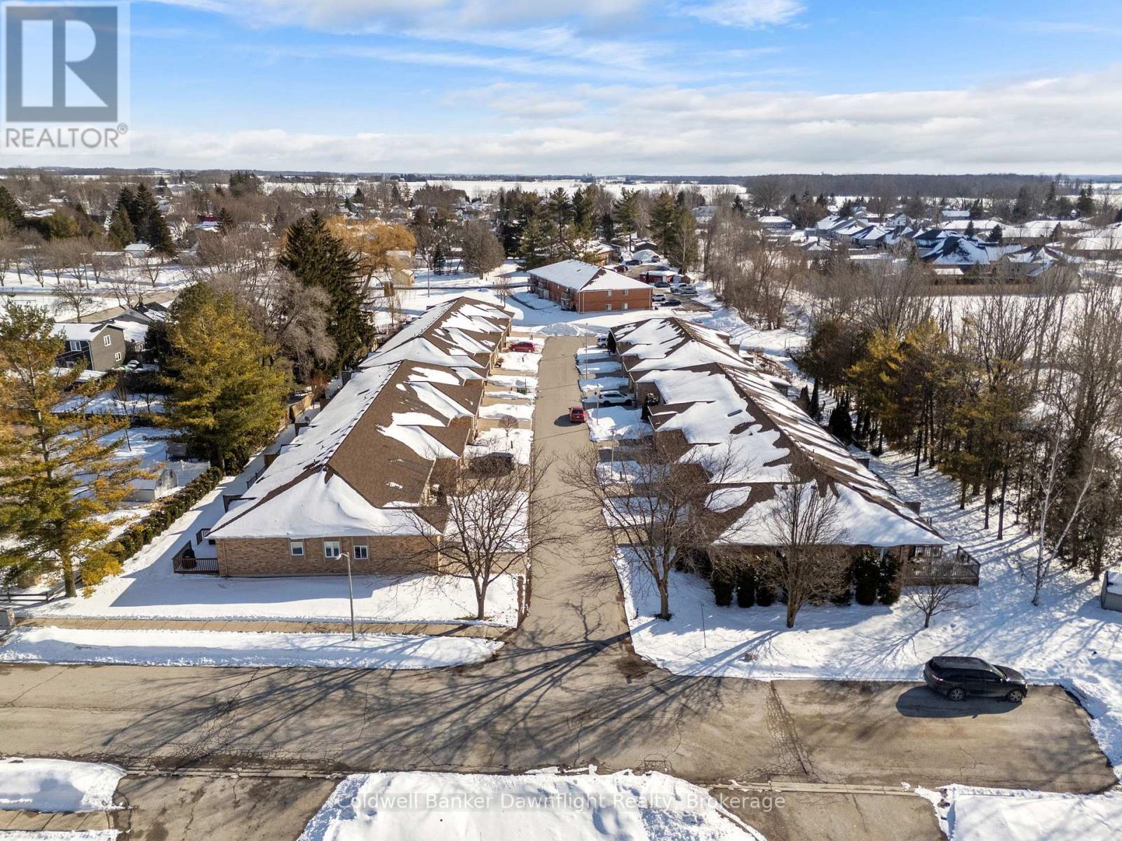 7 Brookside Place, South Huron, Ontario N0M 1S2 - Photo 31 - X12827192