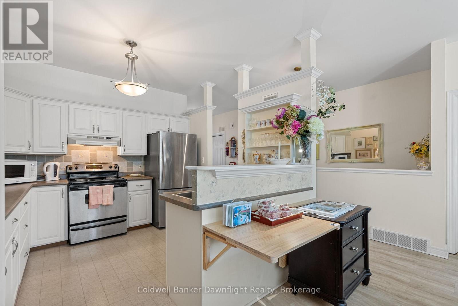 7 Brookside Place, South Huron, Ontario N0M 1S2 - Photo 9 - X12827192