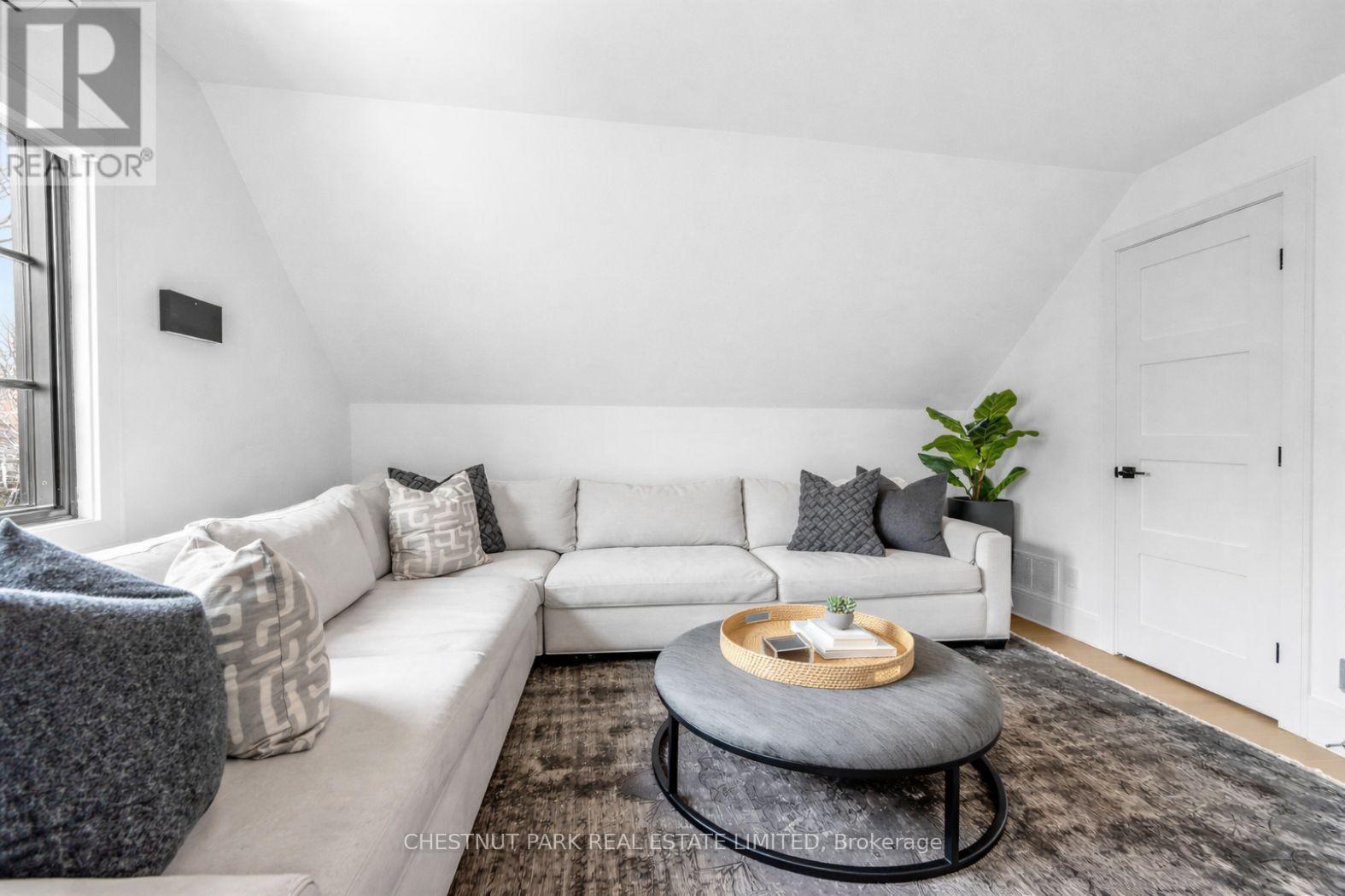 35 Castle Frank Road, Toronto, Ontario  M4W 2Z5 - Photo 27 - C12908762