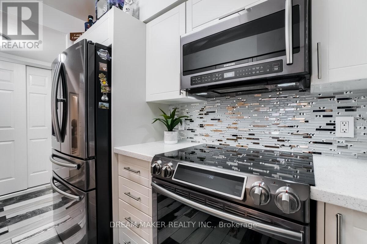 222 - 9017 Leslie Street, Richmond Hill, Ontario  L4B 4R8 - Photo 8 - N12910524