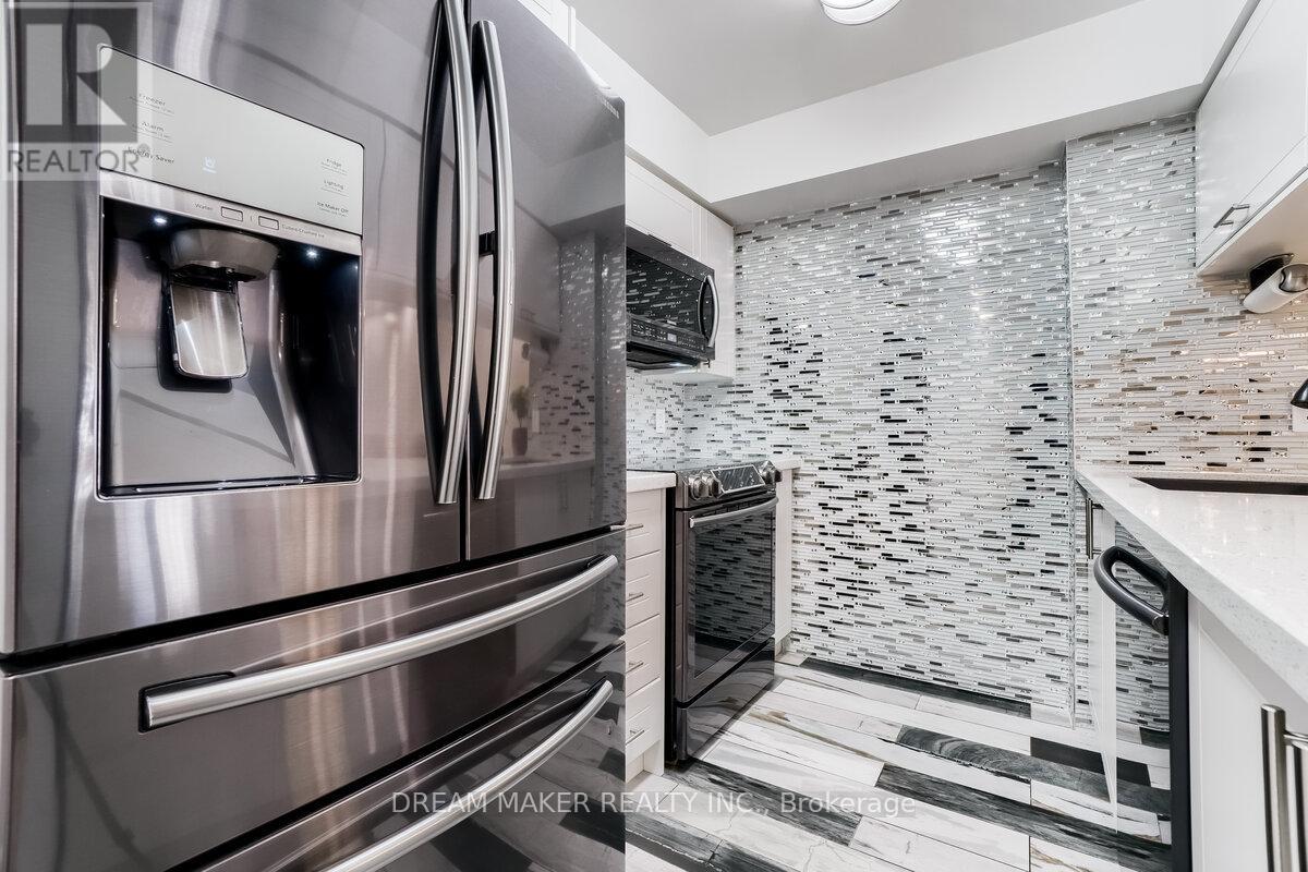 222 - 9017 Leslie Street, Richmond Hill, Ontario  L4B 4R8 - Photo 5 - N12910524