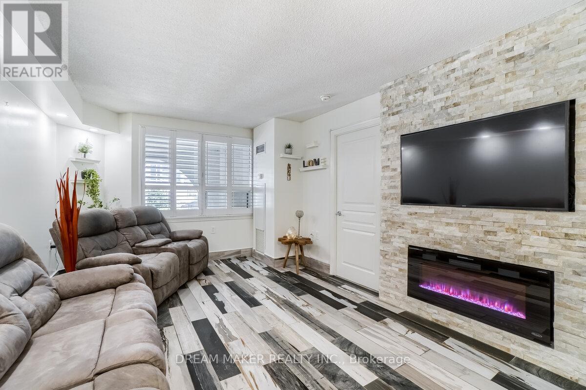 222 - 9017 Leslie Street, Richmond Hill, Ontario  L4B 4R8 - Photo 12 - N12910524