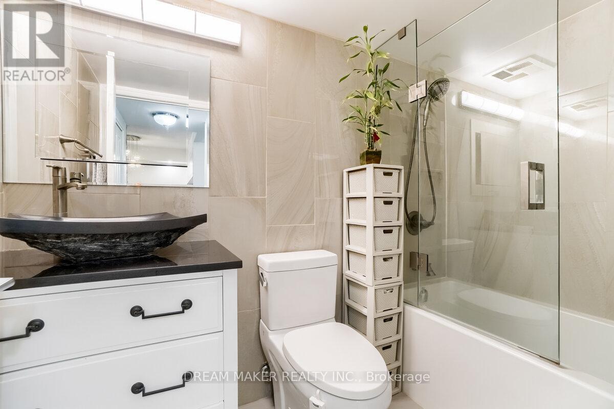 222 - 9017 Leslie Street, Richmond Hill, Ontario  L4B 4R8 - Photo 16 - N12910524