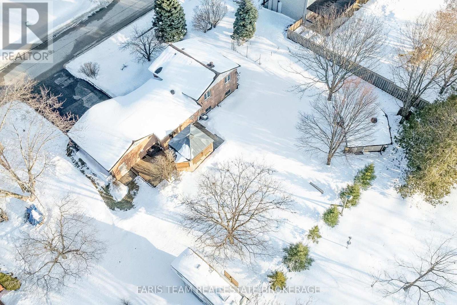 856 Church Drive, Innisfil, Ontario  L0L 1K0 - Photo 37 - N12902376