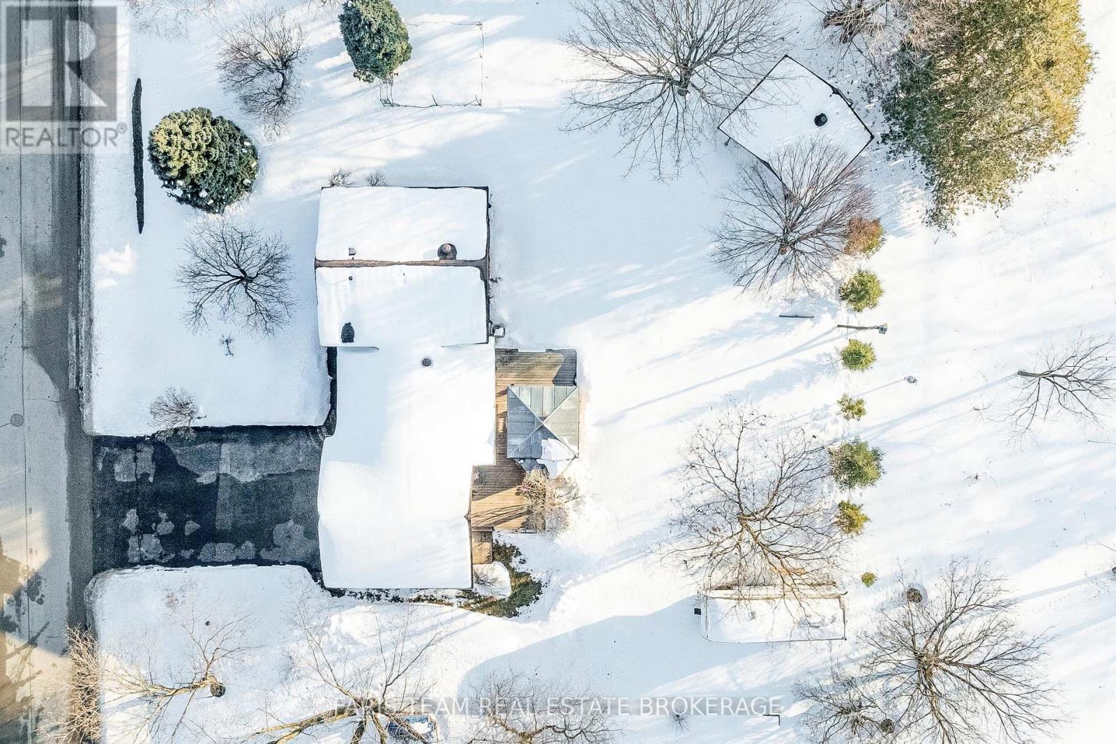 856 Church Drive, Innisfil, Ontario  L0L 1K0 - Photo 38 - N12902376