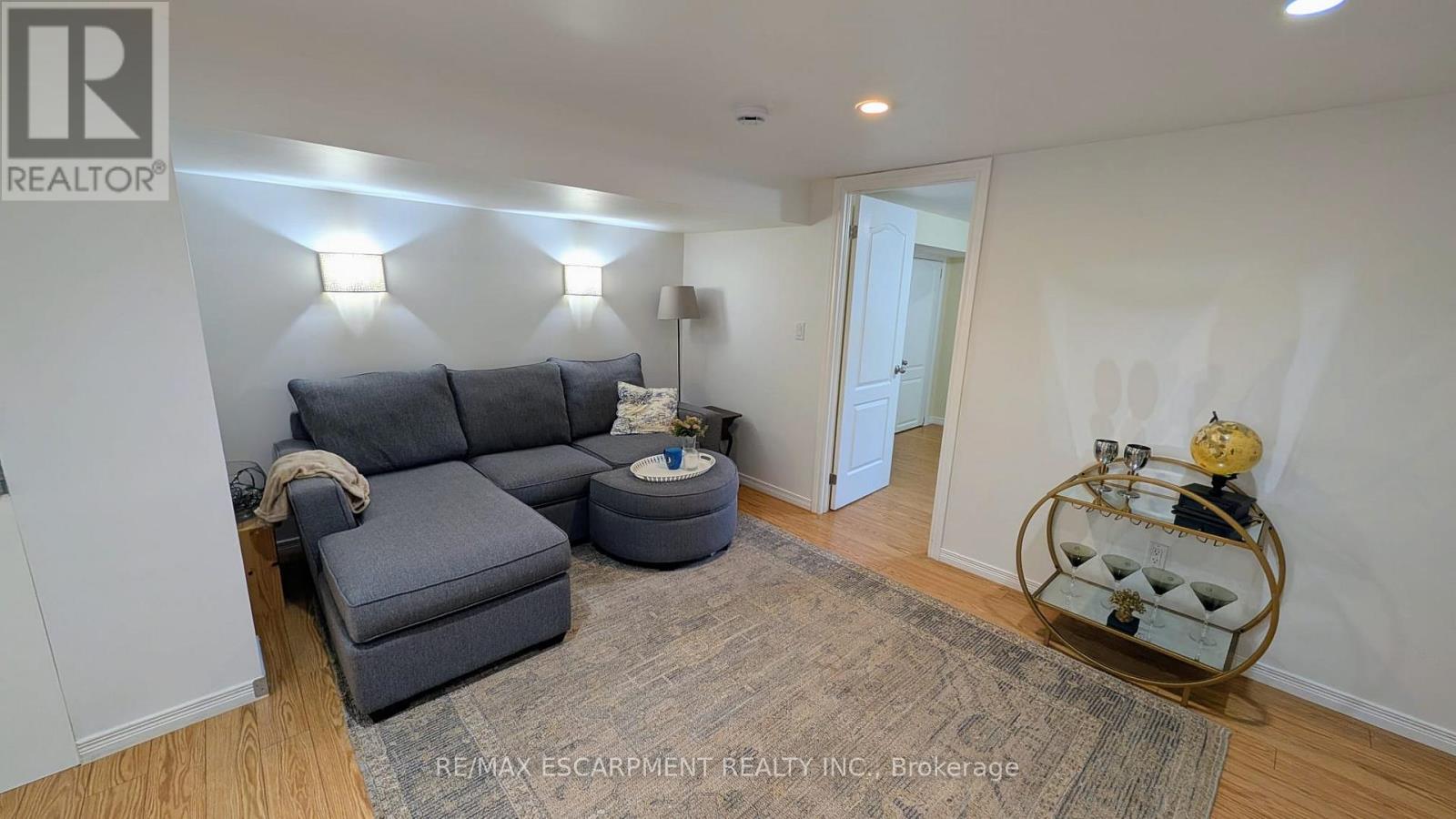 2217 Ghent Avenue, Burlington, Ontario  L7R 1Y6 - Photo 17 - W12737360