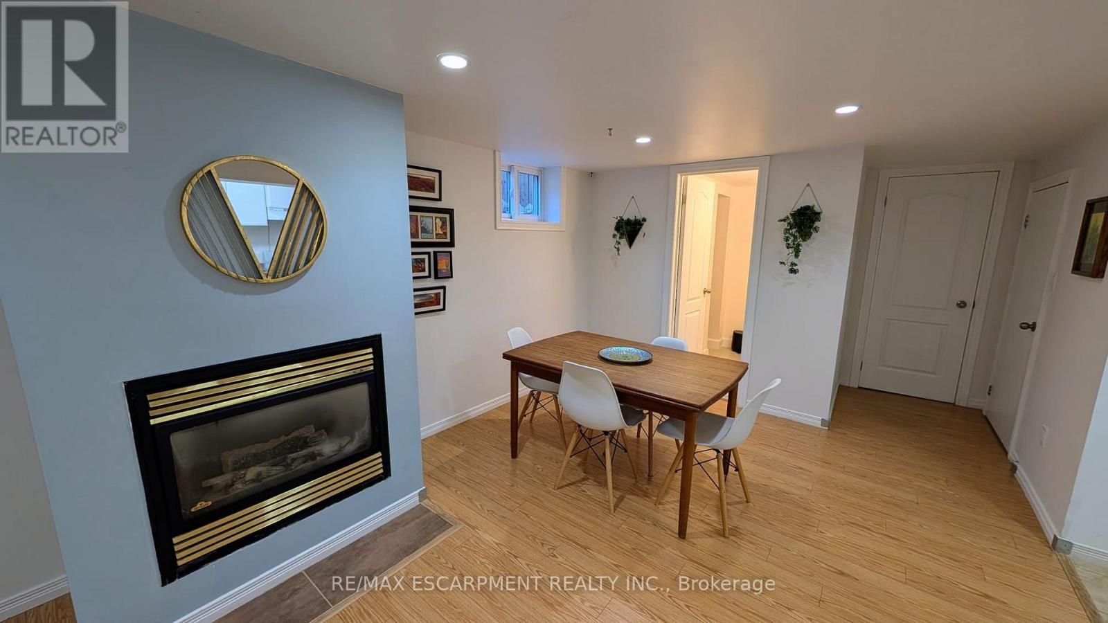 2217 Ghent Avenue, Burlington, Ontario  L7R 1Y6 - Photo 7 - W12737360