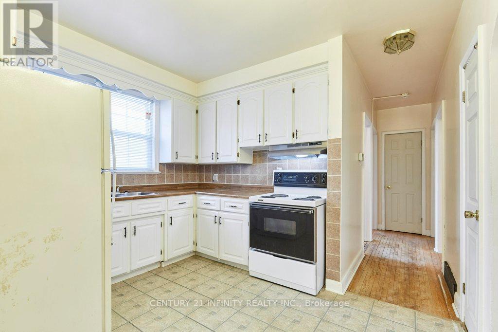 1181 Valley Drive, Oshawa, Ontario  L1J 3M6 - Photo 11 - E12910592