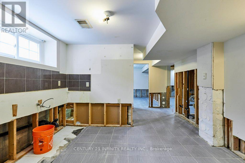 1181 Valley Drive, Oshawa, Ontario  L1J 3M6 - Photo 25 - E12910592