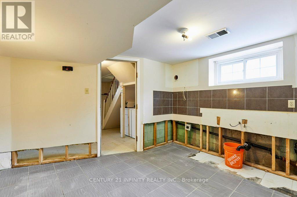 1181 Valley Drive, Oshawa, Ontario  L1J 3M6 - Photo 28 - E12910592