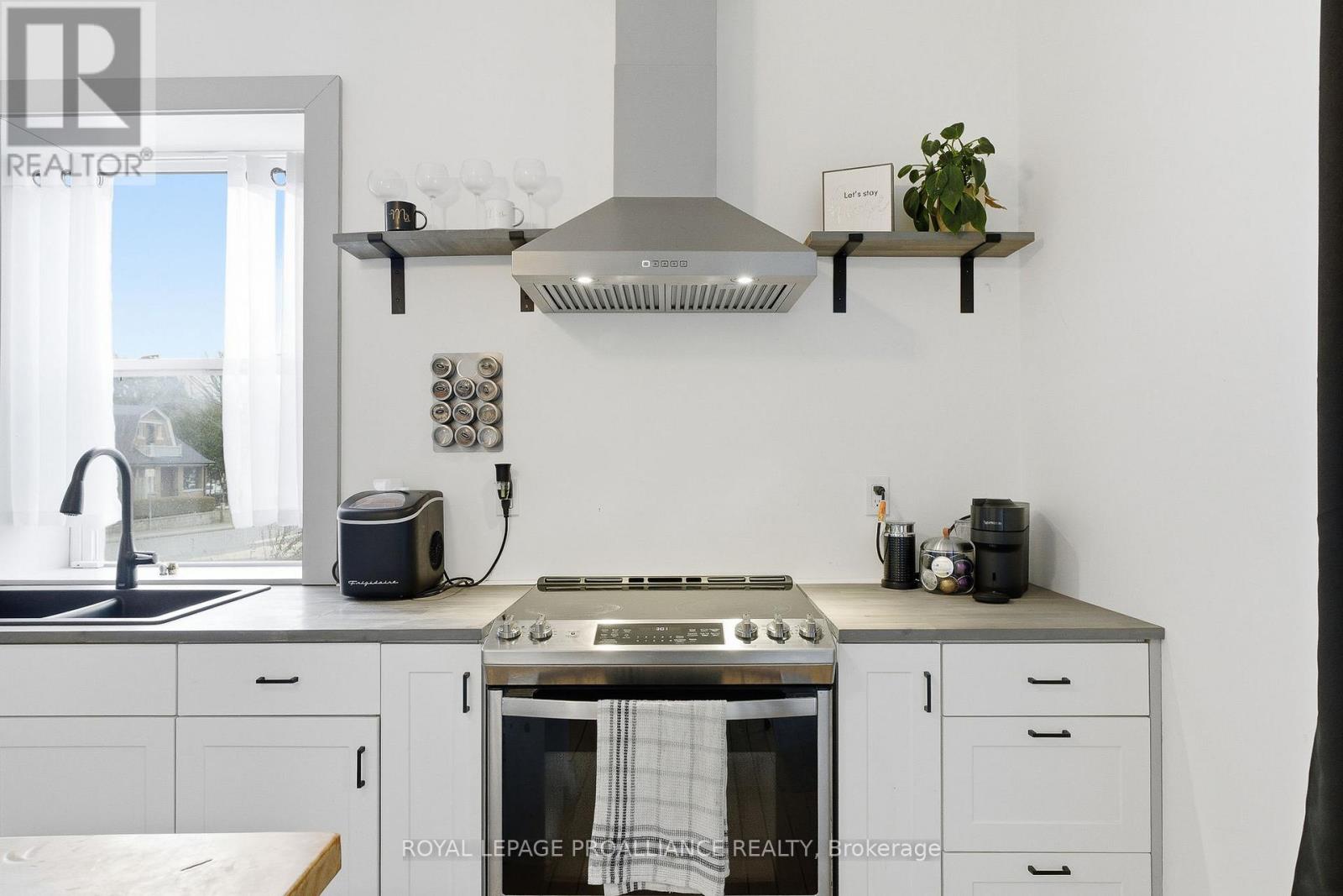 300 George Street, Cobourg, Ontario  K9A 3L8 - Photo 18 - X12910748