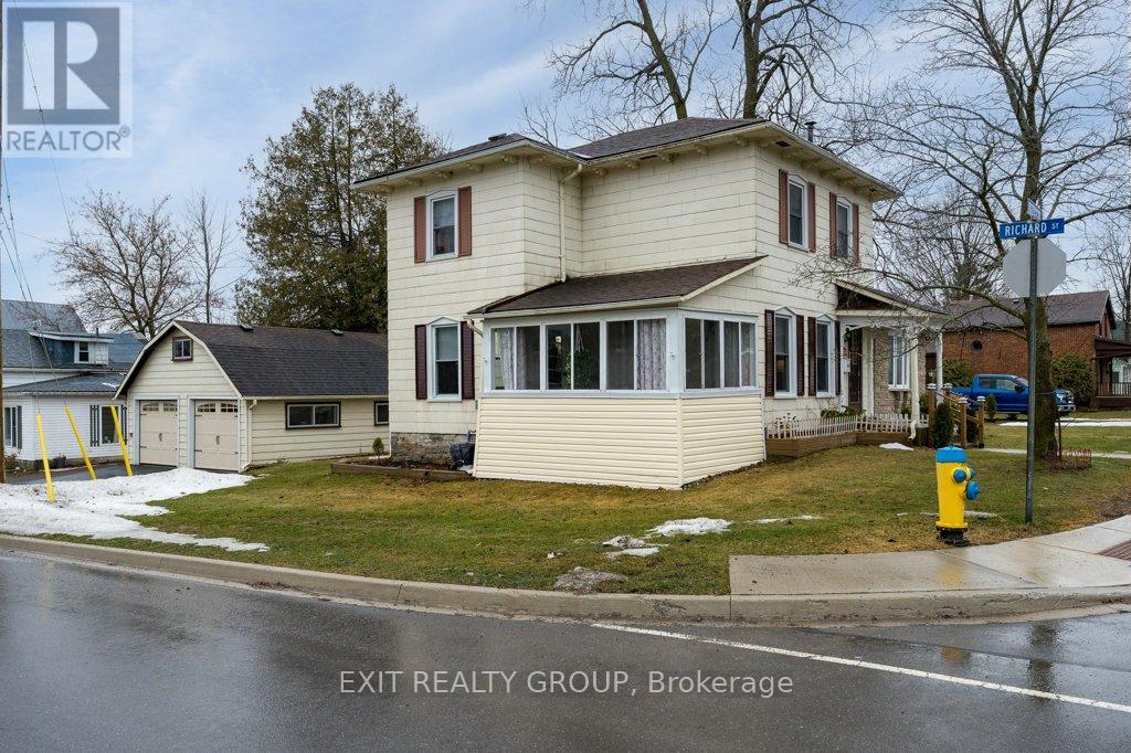 134 Water Street W, Greater Napanee, Ontario  K7R 1W1 - Photo 2 - X12910820