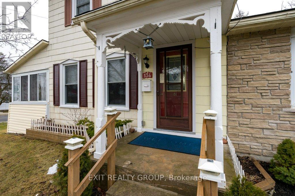 134 Water Street W, Greater Napanee, Ontario  K7R 1W1 - Photo 5 - X12910820