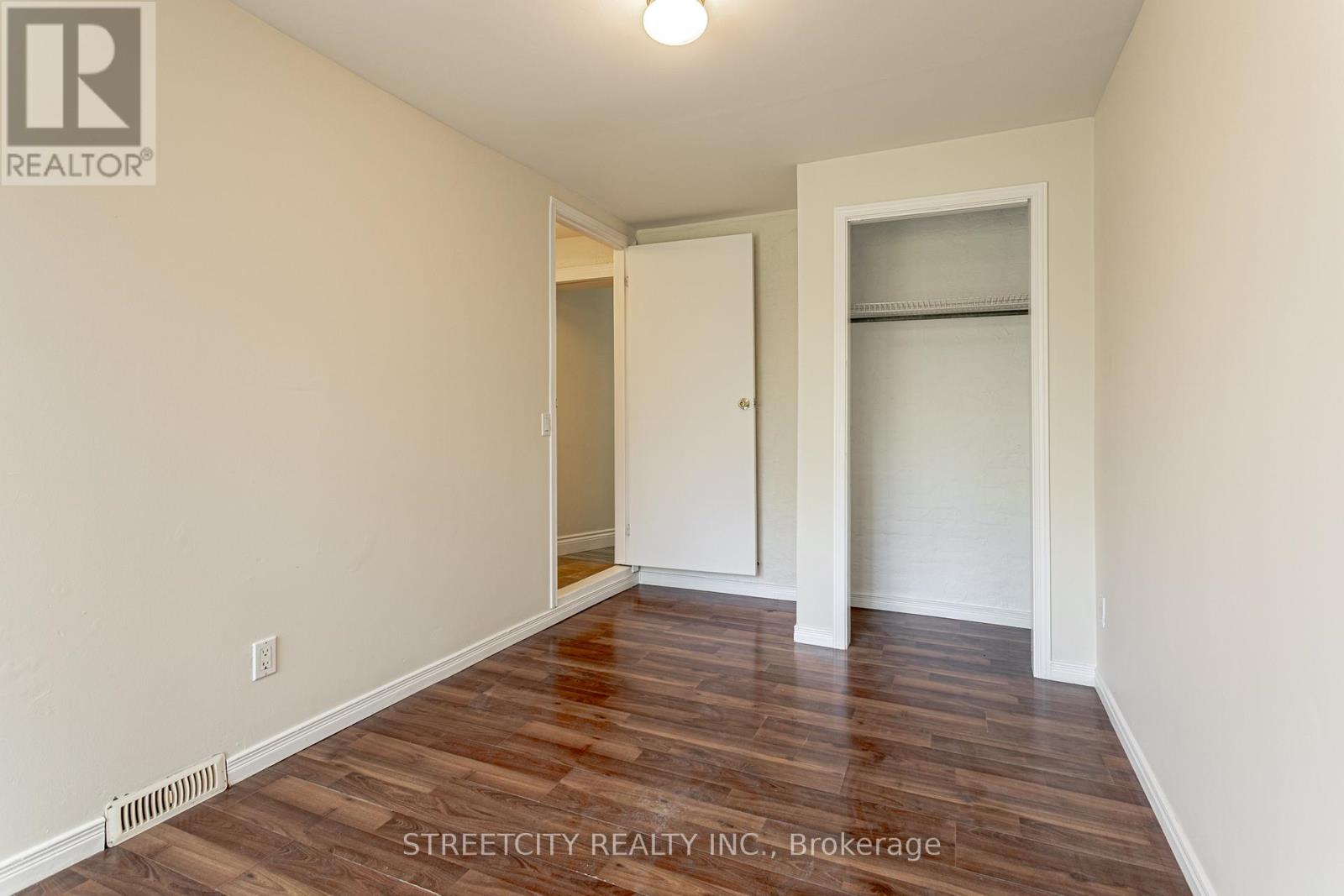 379 Central Avenue, London East, Ontario  N6B 2E3 - Photo 14 - X12910566