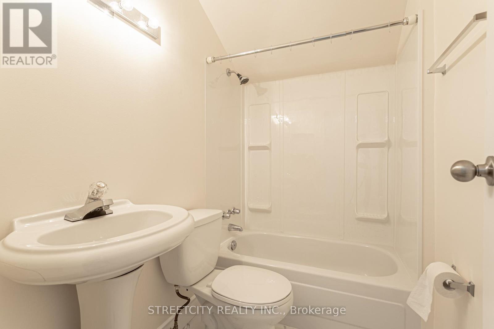 379 Central Avenue, London East, Ontario  N6B 2E3 - Photo 28 - X12910566