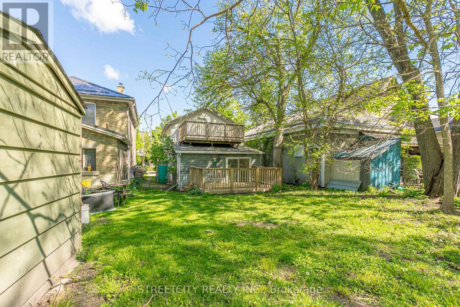 379 Central Avenue, London East, Ontario  N6B 2E3 - Photo 34 - X12910566