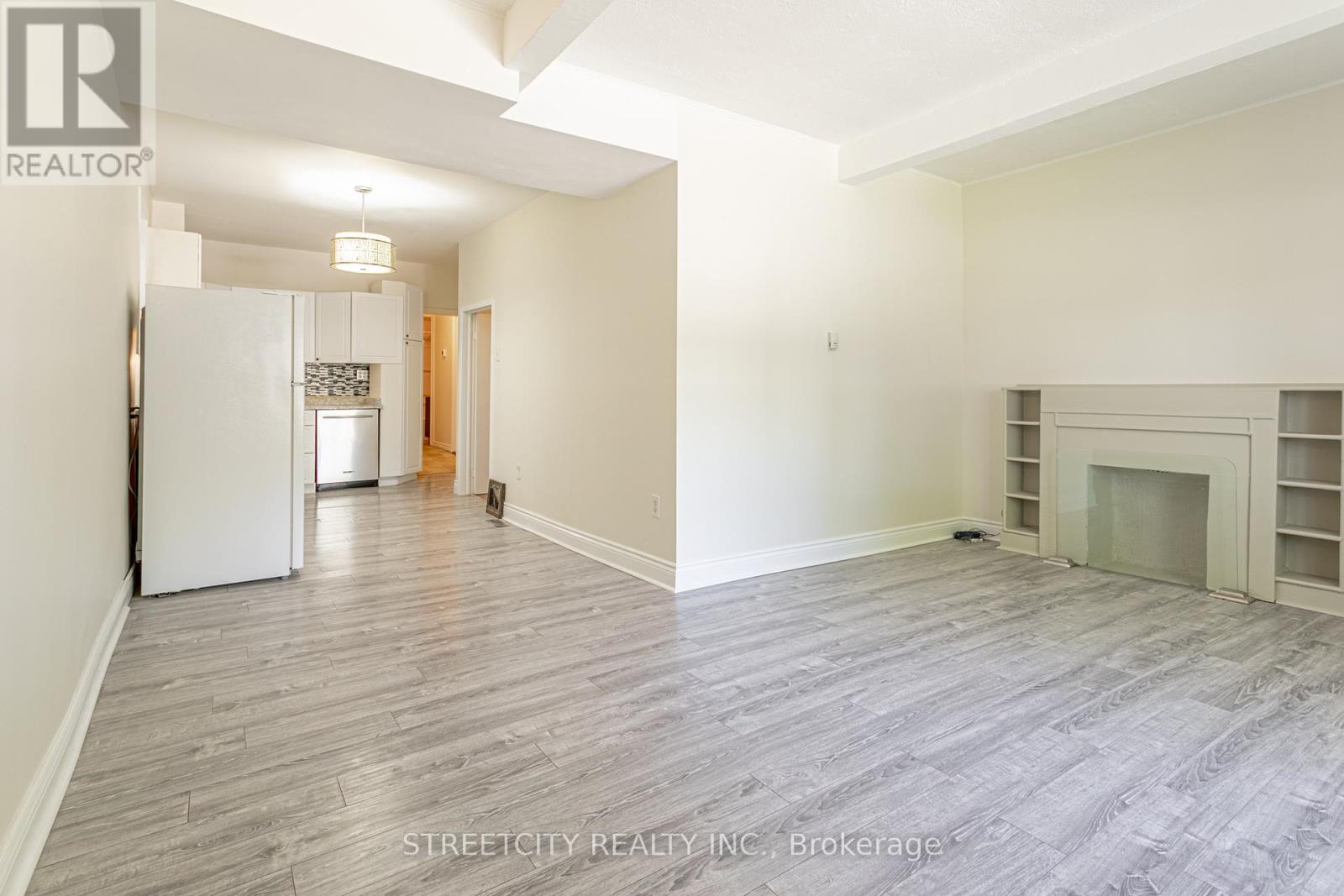 379 Central Avenue, London East, Ontario  N6B 2E3 - Photo 6 - X12910566