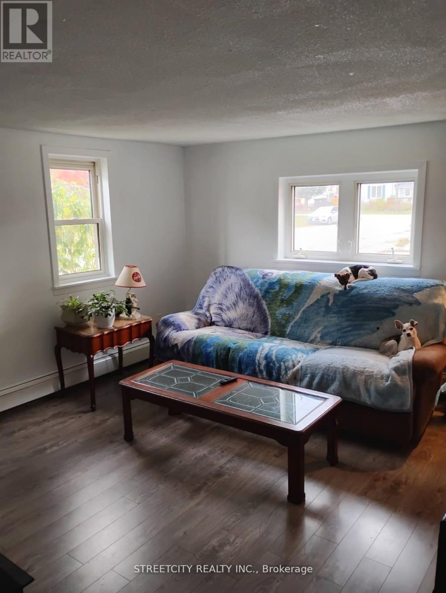 156 Maple Street, West Elgin, Ontario  N0L 2C0 - Photo 10 - X12910604