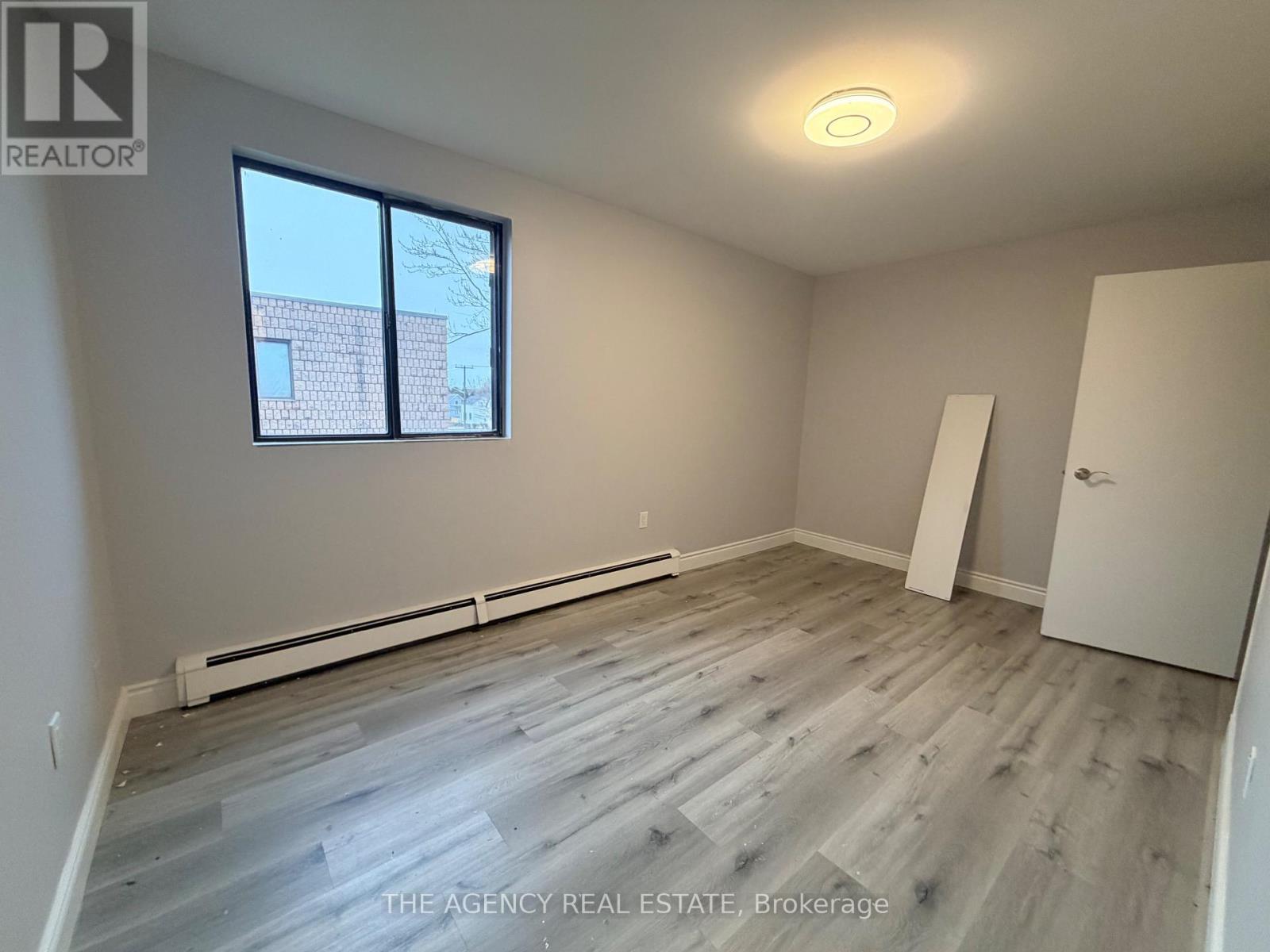 49 Taylor Avenue, Chatham-Kent, Ontario  N7L 2T4 - Photo 9 - X12910624