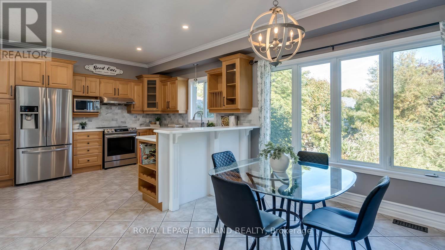 100 Optimist Park Drive, London South, Ontario  N6K 4M1 - Photo 11 - X12910752