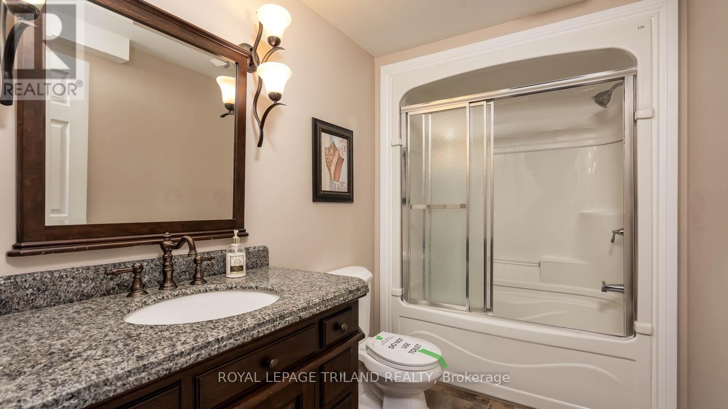 100 Optimist Park Drive, London South, Ontario  N6K 4M1 - Photo 26 - X12910752