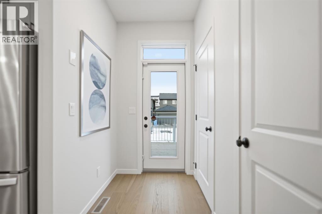 114 Wolf Creek Rise SE, Calgary, Alberta  T2X 4X1 - Photo 18 - A2288632