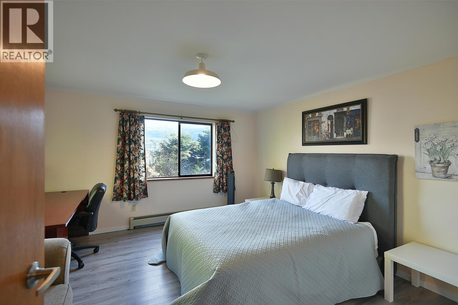 6377 N Gale Avenue, Sechelt, British Columbia  V7Z 0P7 - Photo 19 - R3092006