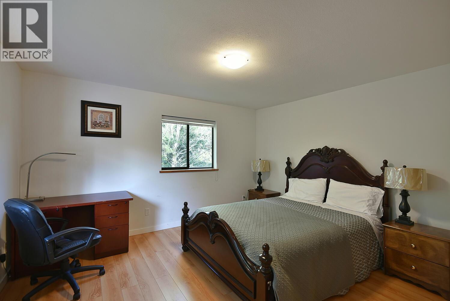 6377 N Gale Avenue, Sechelt, British Columbia  V7Z 0P7 - Photo 15 - R3092006