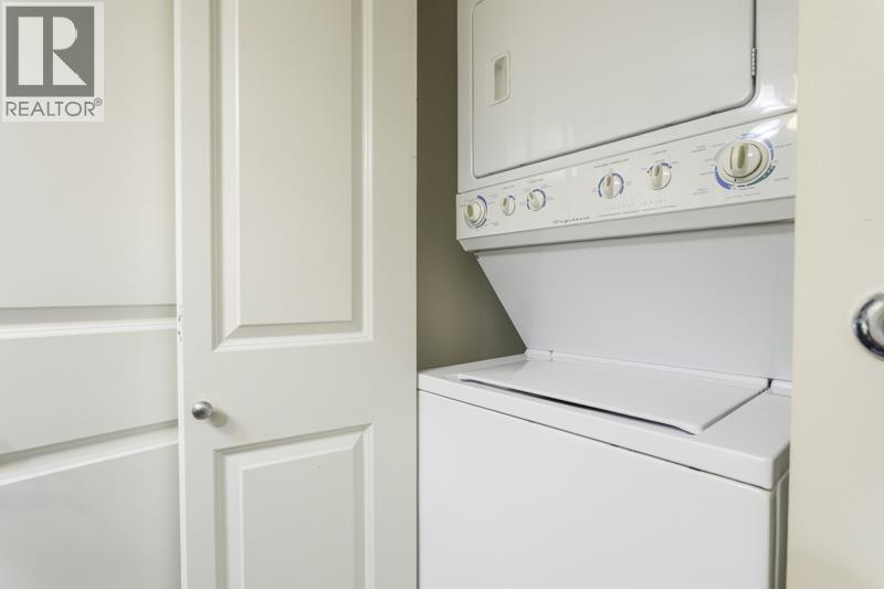 215 3110 Dayanee Springs Boulevard, Coquitlam, British Columbia  V3E 0B4 - Photo 15 - R3102048