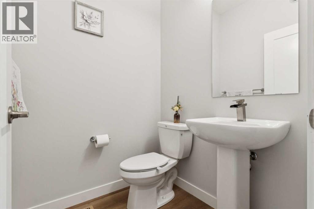 411 Rowley Way NW, Calgary, Alberta  T3L 0G5 - Photo 11 - A2295316