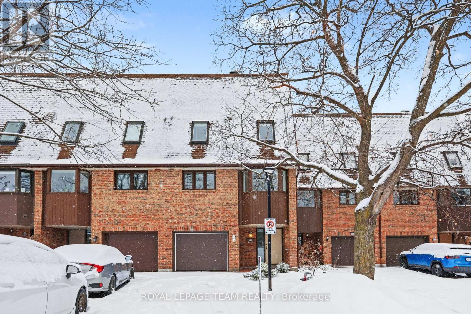 1453 WALTHAM STREET, Ottawa, Ontario