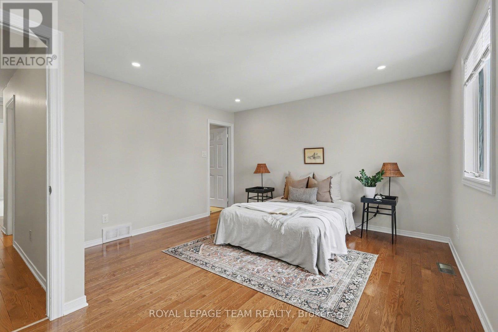 1453 Waltham Street, Ottawa, Ontario  K1T 2T4 - Photo 14 - X12910618