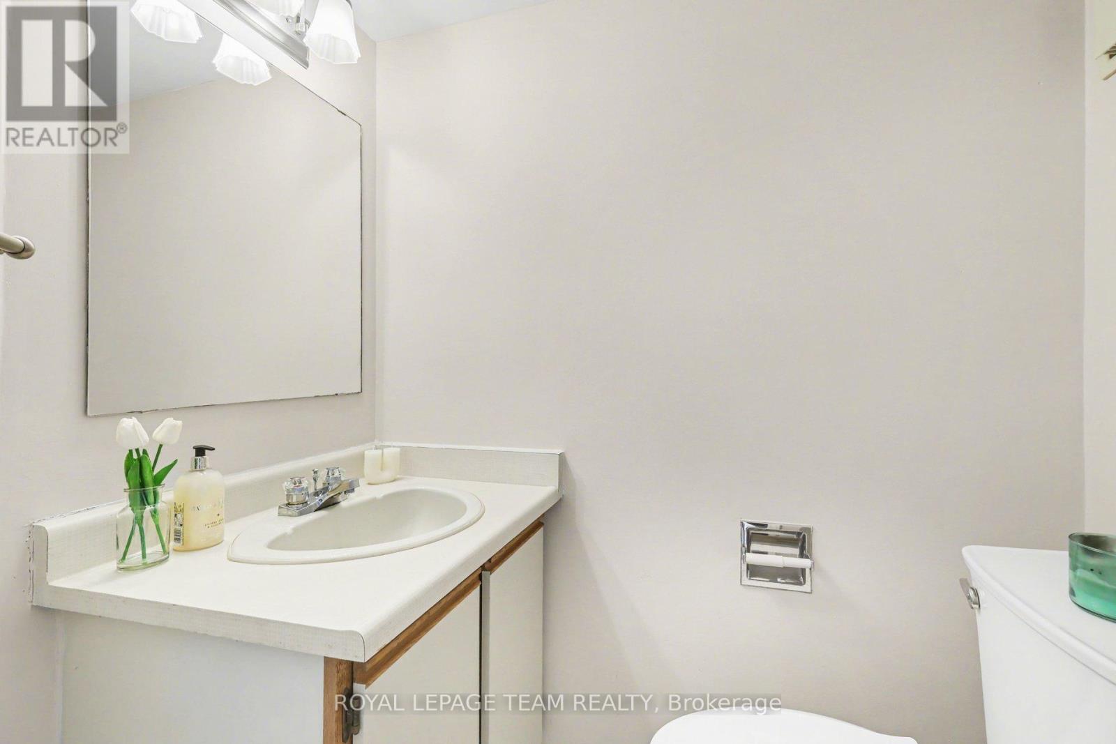 1453 Waltham Street, Ottawa, Ontario  K1T 2T4 - Photo 21 - X12910618