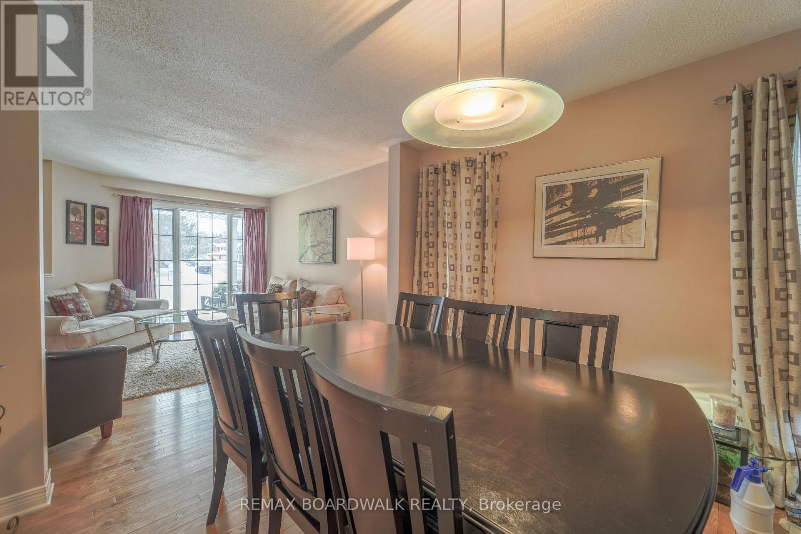 170 Bridlewood Drive, Ottawa, Ontario  K2M 2M4 - Photo 10 - X12910756