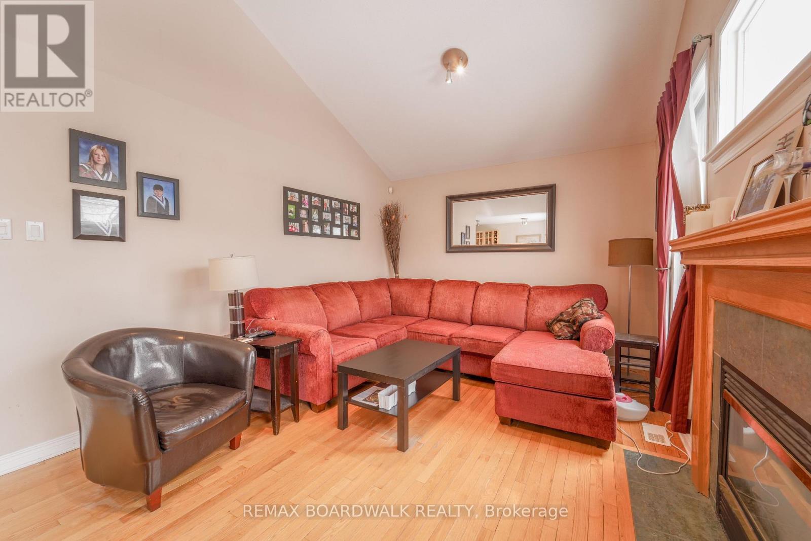 170 Bridlewood Drive, Ottawa, Ontario  K2M 2M4 - Photo 17 - X12910756